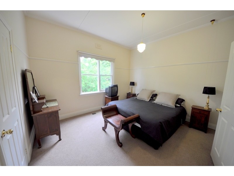 25 Gibson Road, Warragul VIC 3820