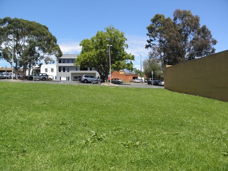 58-64 Young Street, Drouin VIC 3818
