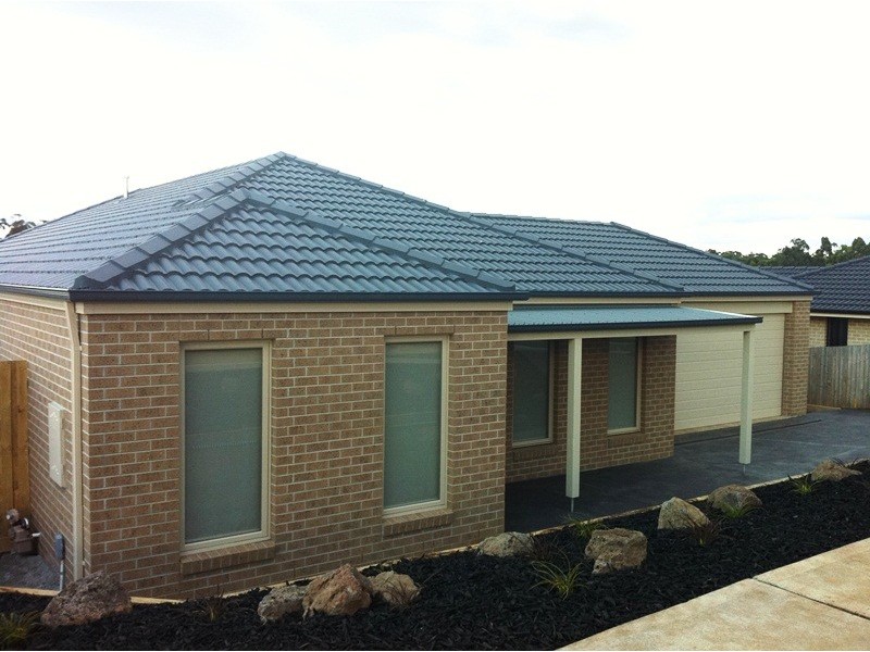 82 Cook Street, Drouin VIC 3818