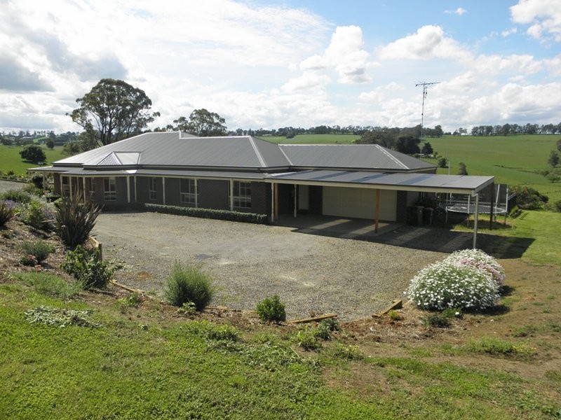 84 Dawson Track, Nilma North VIC 3821