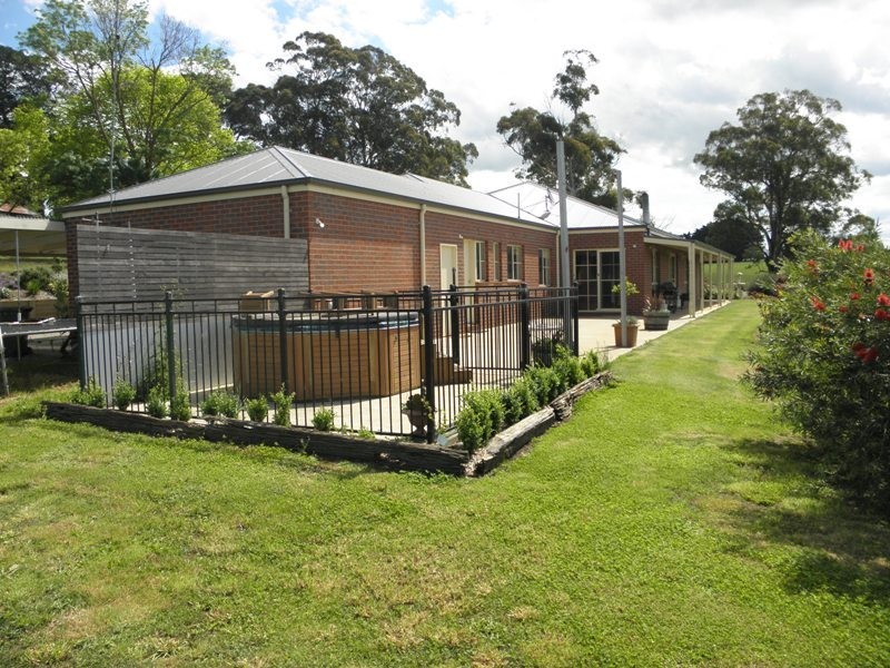 84 Dawson Track, Nilma North VIC 3821