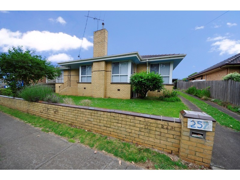257 Princes Way, Drouin VIC 3818