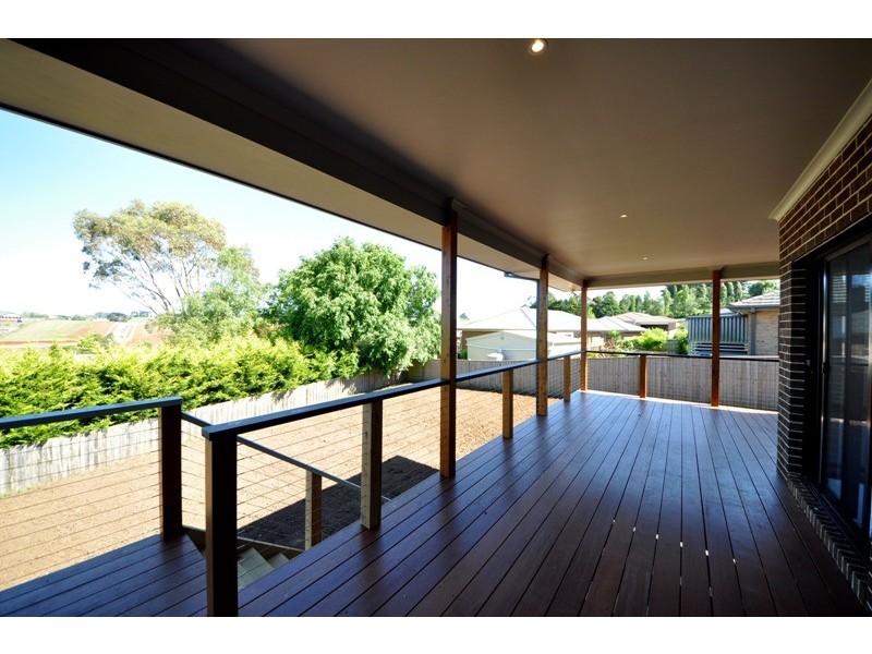 42 Windhaven Drive, Warragul VIC 3820
