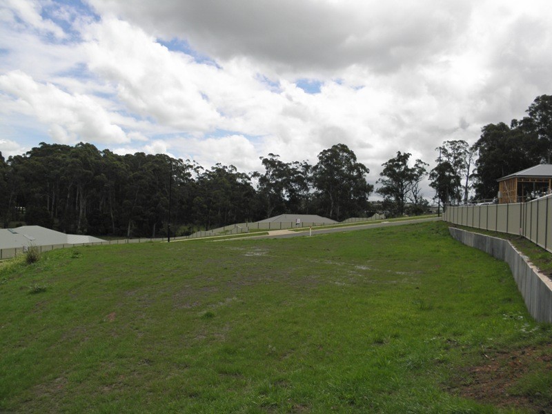 Lot 50,  Crystal Waters Estate, Drouin VIC 3818