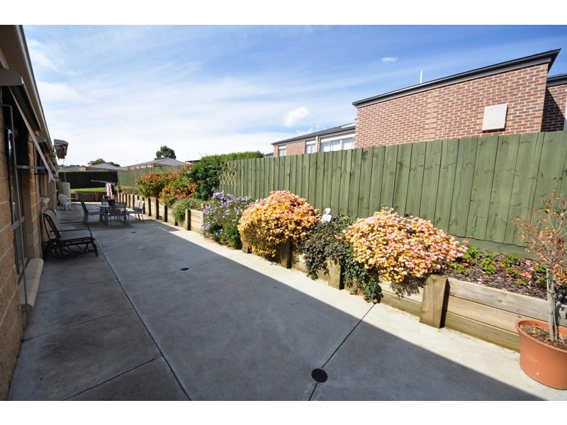 27 McMillan Drive, Warragul VIC 3820