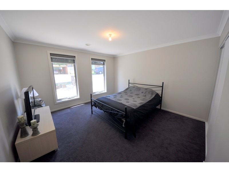 2A Forrest Street, Drouin VIC 3818