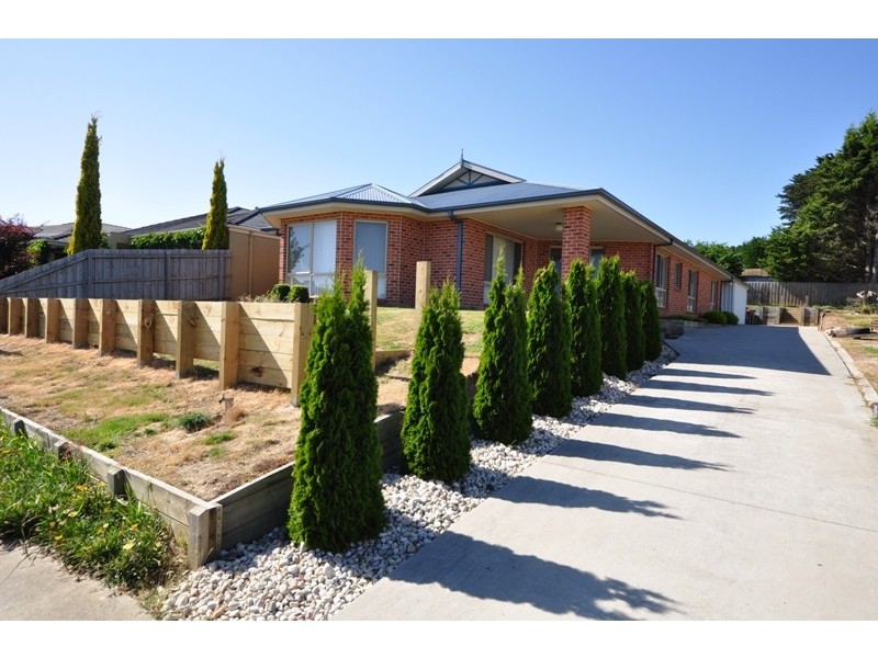 15 Selent Drive, Warragul VIC 3820