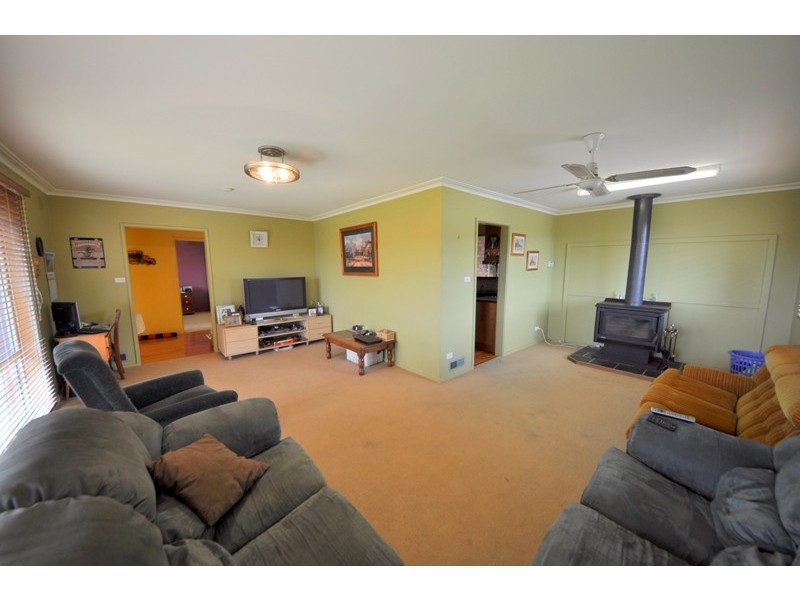 20 Acacia Street, Drouin VIC 3818