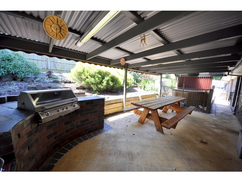 4 Surman Court, Drouin VIC 3818