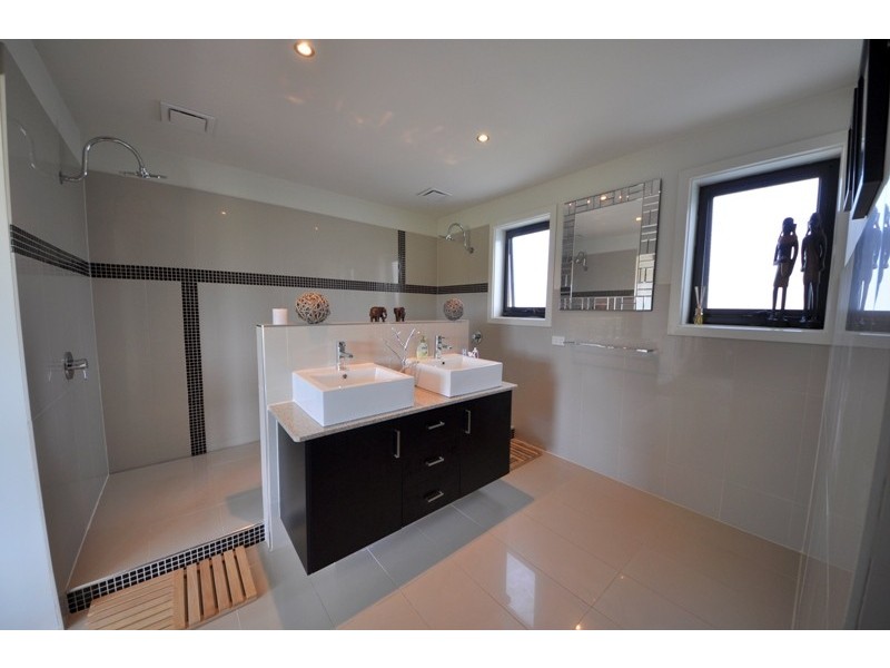 11 Benjamin Street, Neerim South VIC 3831