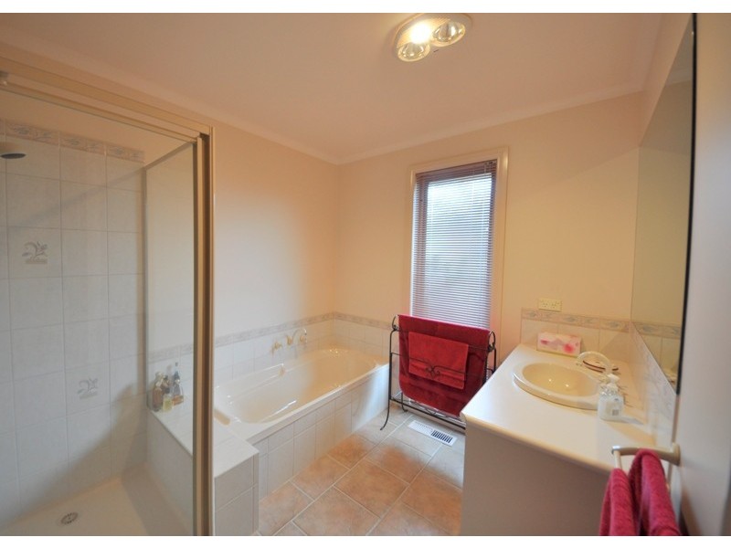 1 Birch Court, Warragul VIC 3820