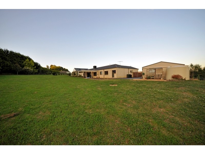 5 Huntingdon Court, Drouin VIC 3818
