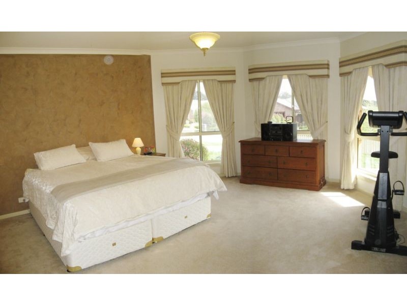 7 Arthurs Drive, Warragul VIC 3820