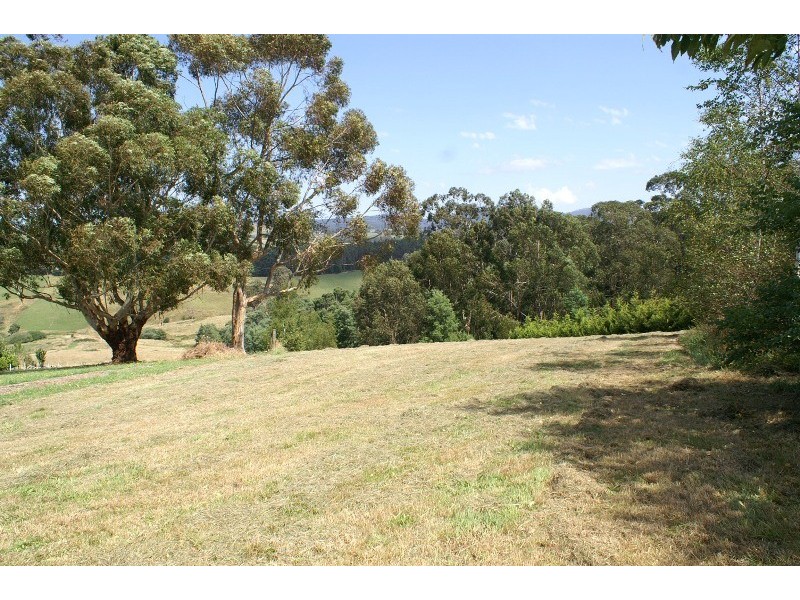 22 Shirley Road, Neerim South VIC 3831