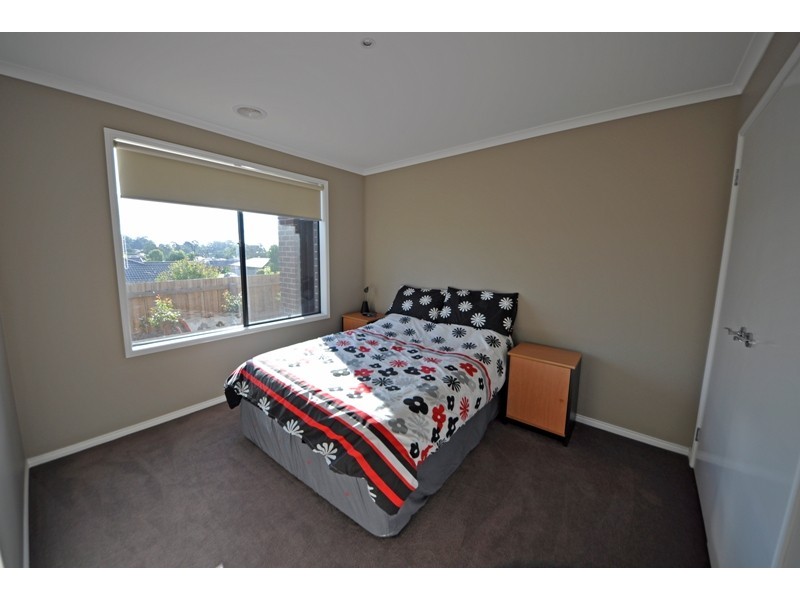 13 Eucalypt Court, Drouin VIC 3818