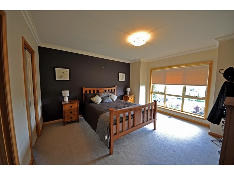105 Stoddarts Road, Warragul VIC 3820