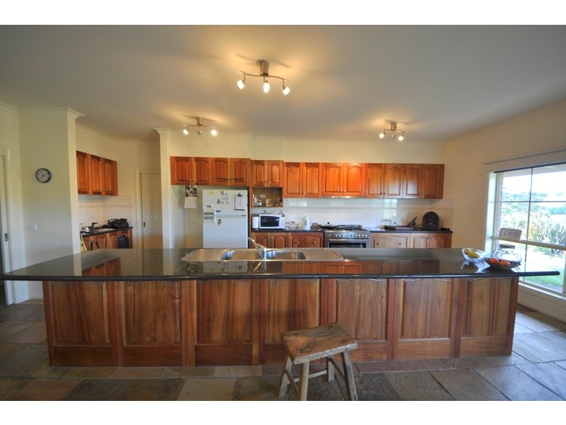 84 Dawsons Track, Nilma North VIC 3821