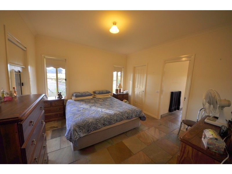 84 Dawsons Track, Nilma North VIC 3821