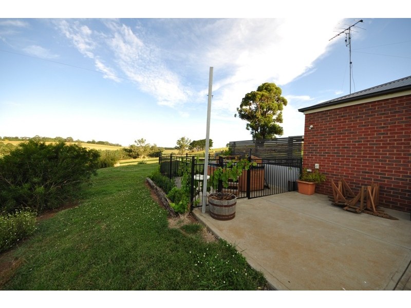 84 Dawsons Track, Nilma North VIC 3821