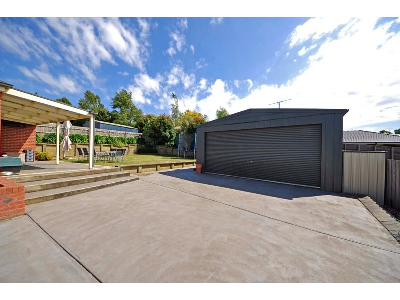 5 McMillan Drive, Warragul VIC 3820