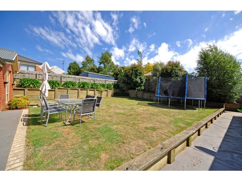 5 McMillan Drive, Warragul VIC 3820