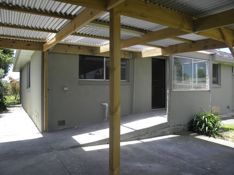 33 Princes Avenue, Longwarry VIC 3816