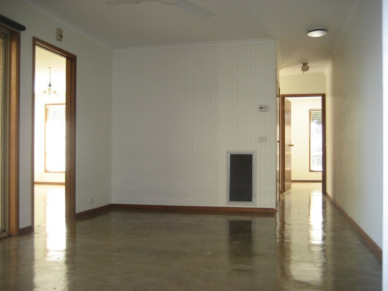 19 Hopetoun Road, Drouin VIC 3818