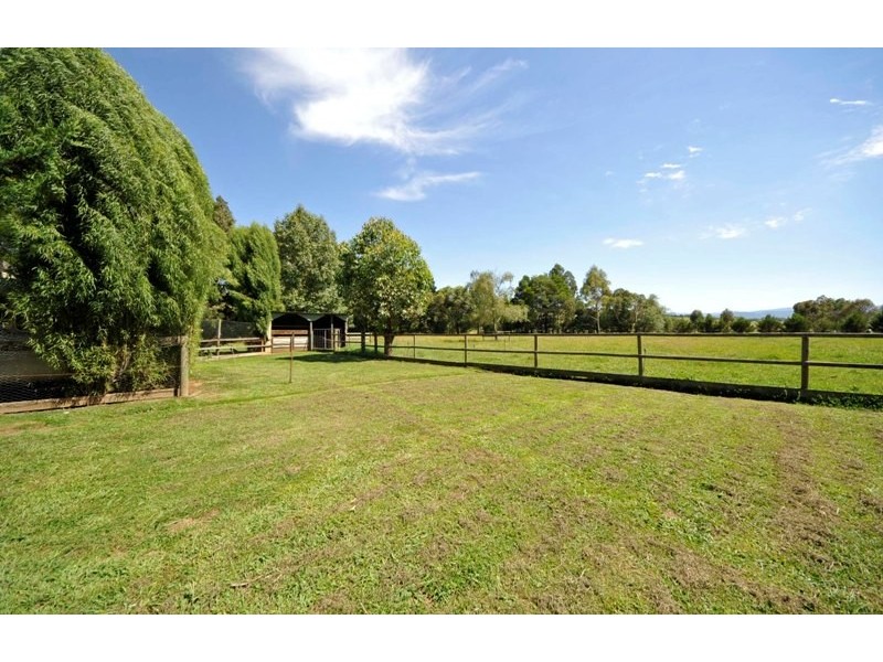 2 Quentin Court, Drouin VIC 3818