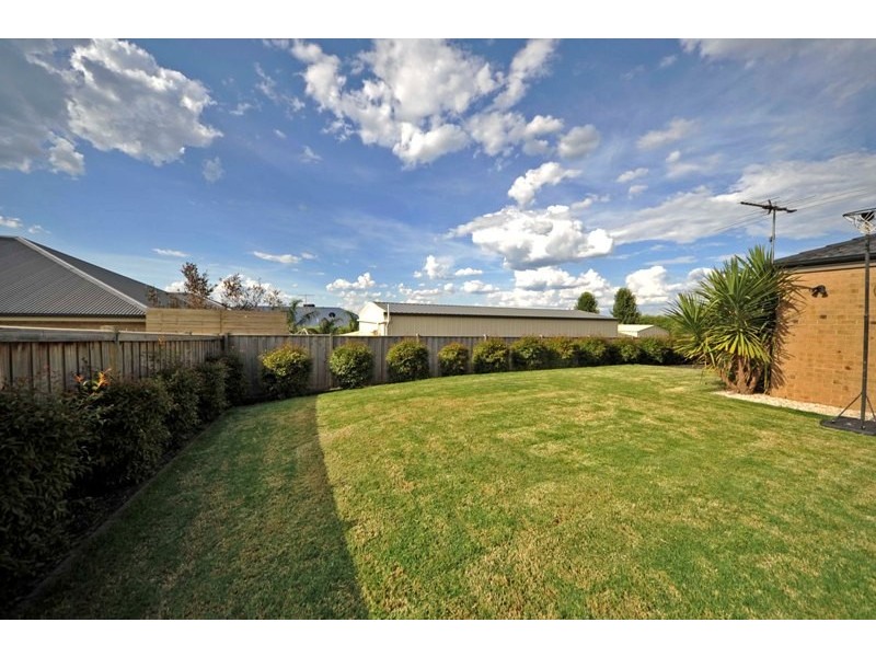 10 Glendon Drive, Warragul VIC 3820