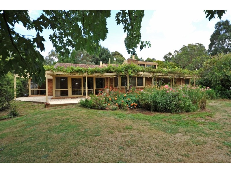 65 Fowlers Road, Ellinbank VIC 3821