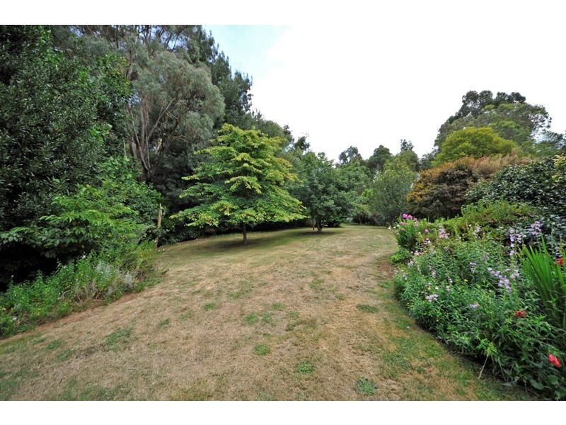 65 Fowlers Road, Ellinbank VIC 3821