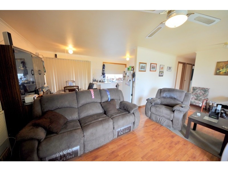 2/9 Melanie Drive, Warragul VIC 3820