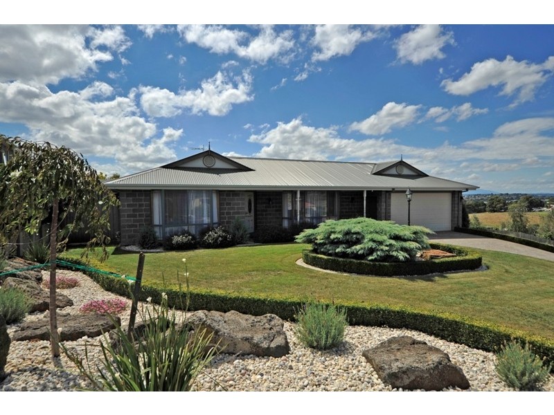 16 Bell Park Close, Warragul VIC 3820