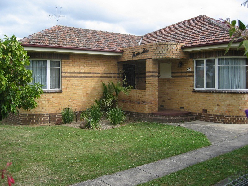 45 Peace Avenue, Warragul VIC 3820