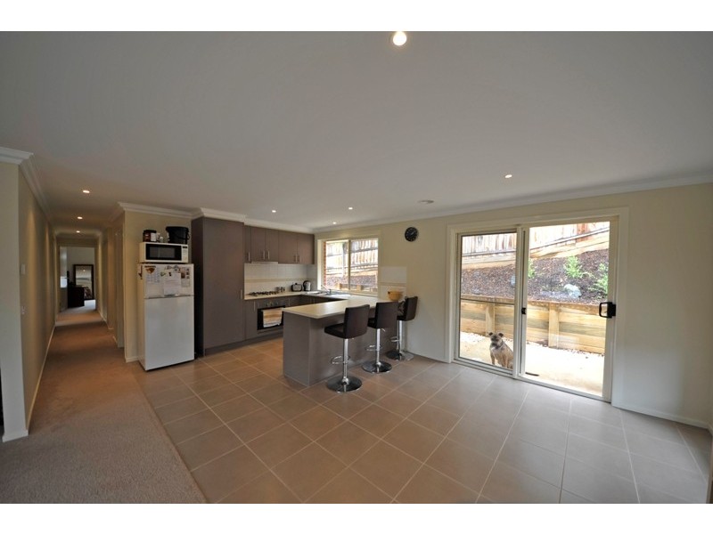 18 McMillan Drive, Warragul VIC 3820