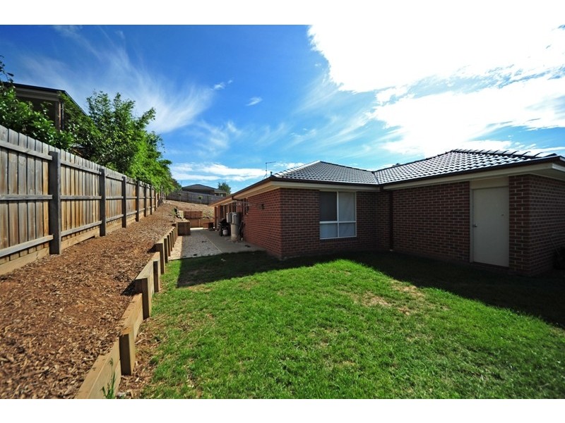 18 McMillan Drive, Warragul VIC 3820