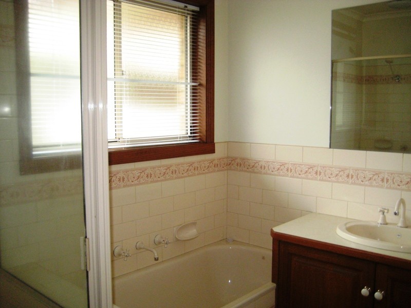 1/6 Stirling Street, Warragul VIC 3820