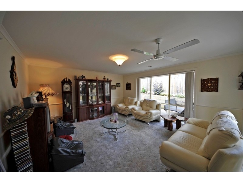 10 Claudia Crescent, Drouin VIC 3818