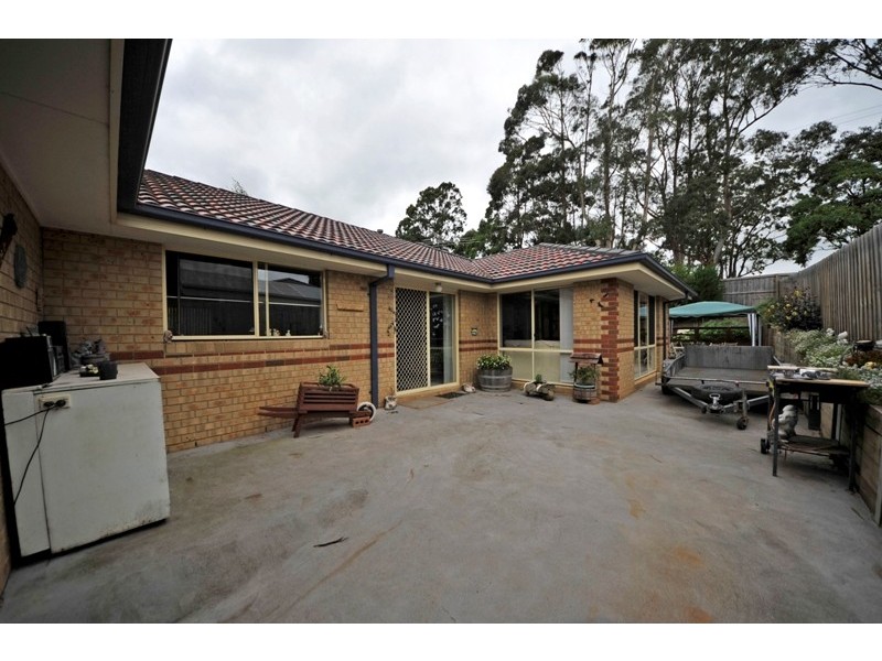 10 Claudia Crescent, Drouin VIC 3818