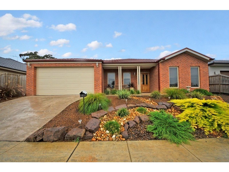 9 Eucalypt Court, Drouin VIC 3818