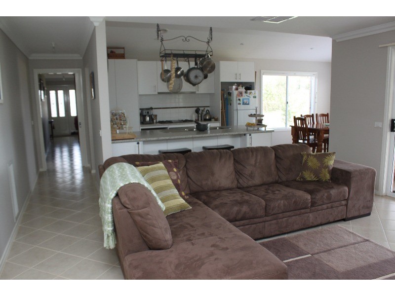 1 Picadilly Court, Drouin VIC 3818