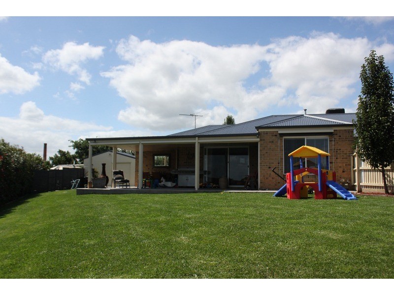 1 Picadilly Court, Drouin VIC 3818