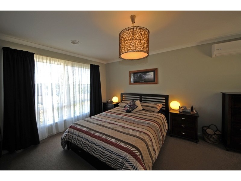 8 Atkinson Court, Warragul VIC 3820