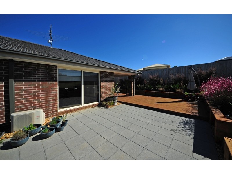 8 Atkinson Court, Warragul VIC 3820