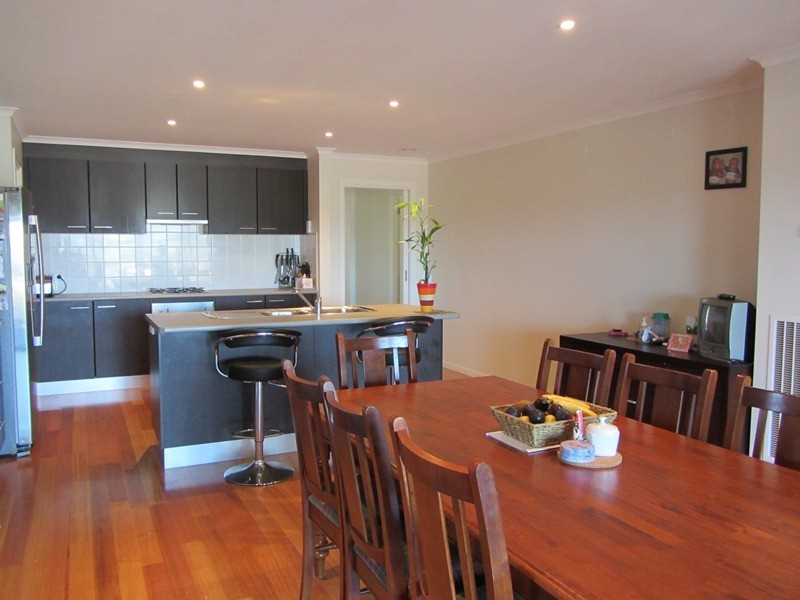 19 Valley Vista Drive, Warragul VIC 3820