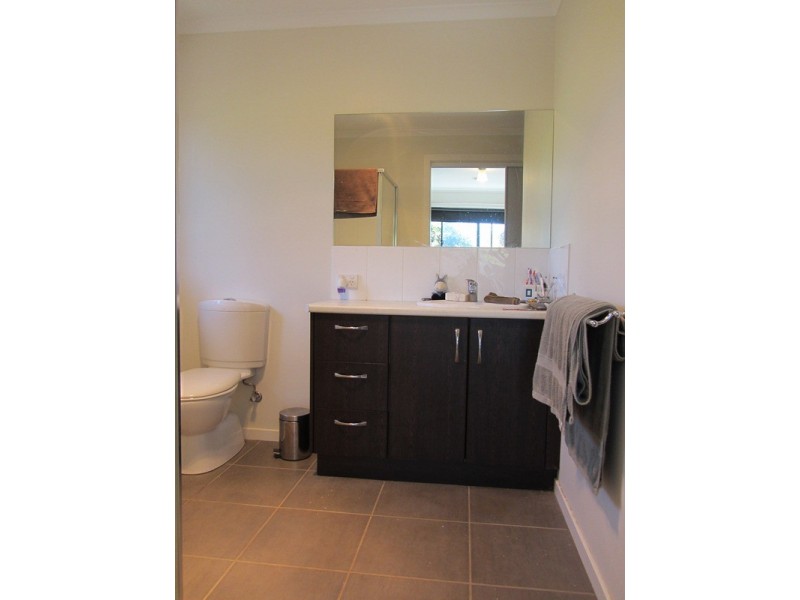 19 Valley Vista Drive, Warragul VIC 3820