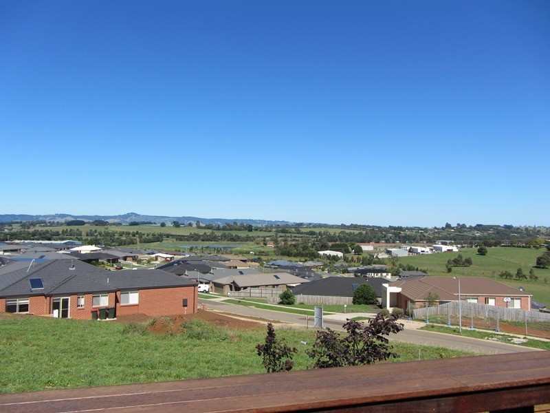 19 Valley Vista Drive, Warragul VIC 3820