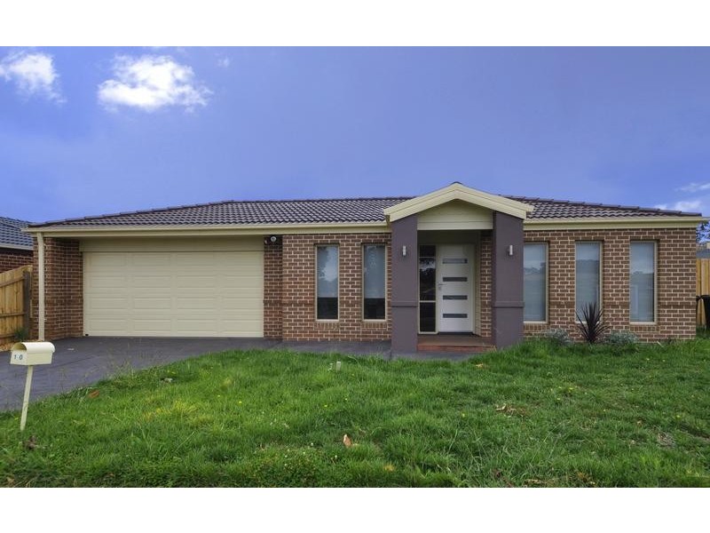 10 Clifford Drive, Drouin VIC 3818