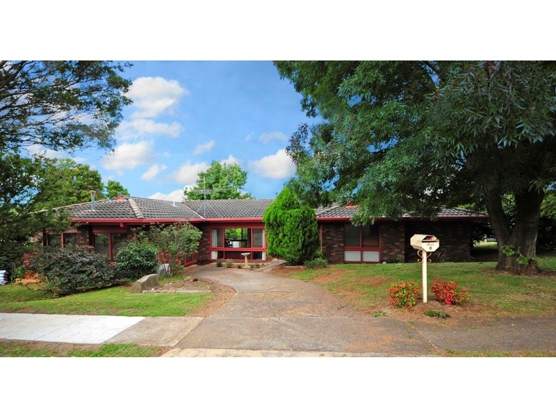 6 Murrell Street, Drouin VIC 3818