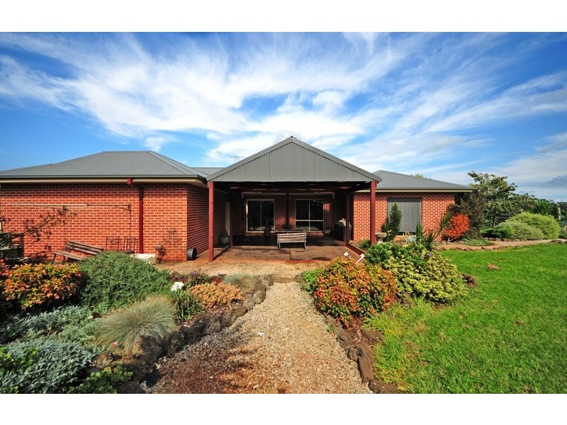 7 Emma Close, Drouin VIC 3818